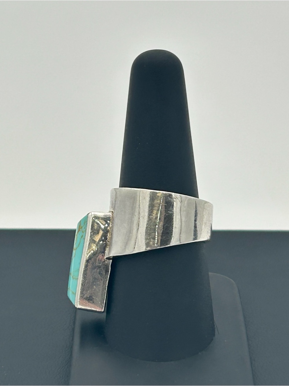 Sterling Silver Turquoise Rectangle Statement Ring - Picture 4 of 12